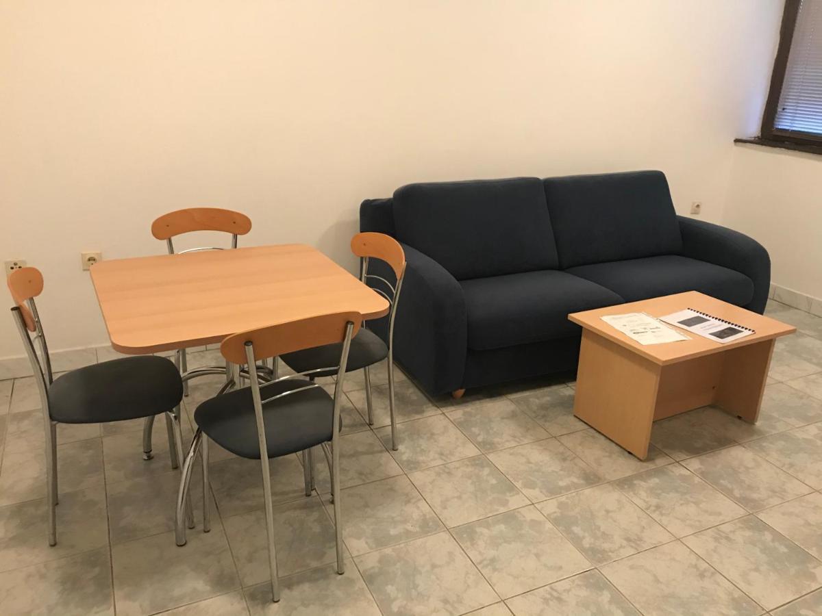 Apartmani Kosuta 첸티슈테 외부 사진