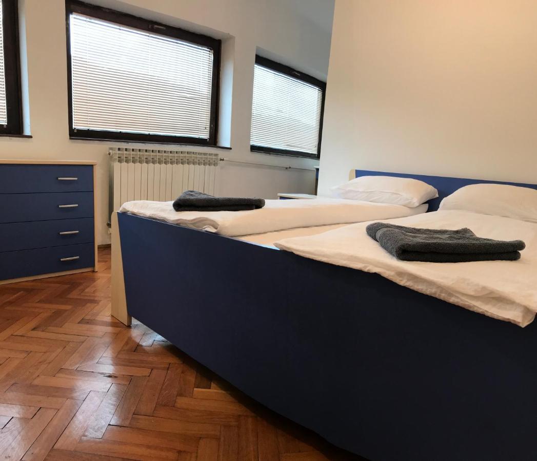 Apartmani Kosuta 첸티슈테 외부 사진