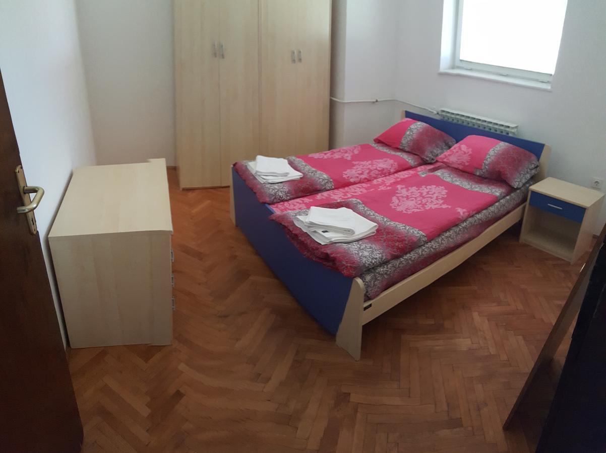 Apartmani Kosuta 첸티슈테 외부 사진